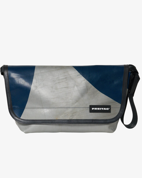 FREITAG - F42 Surfside6 - (004)