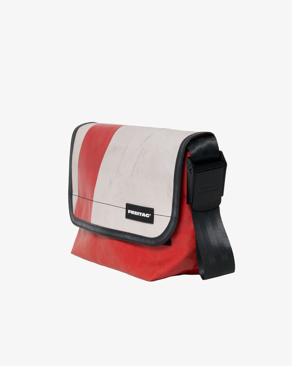 FREITAG - F42 Surfside6 - (011)