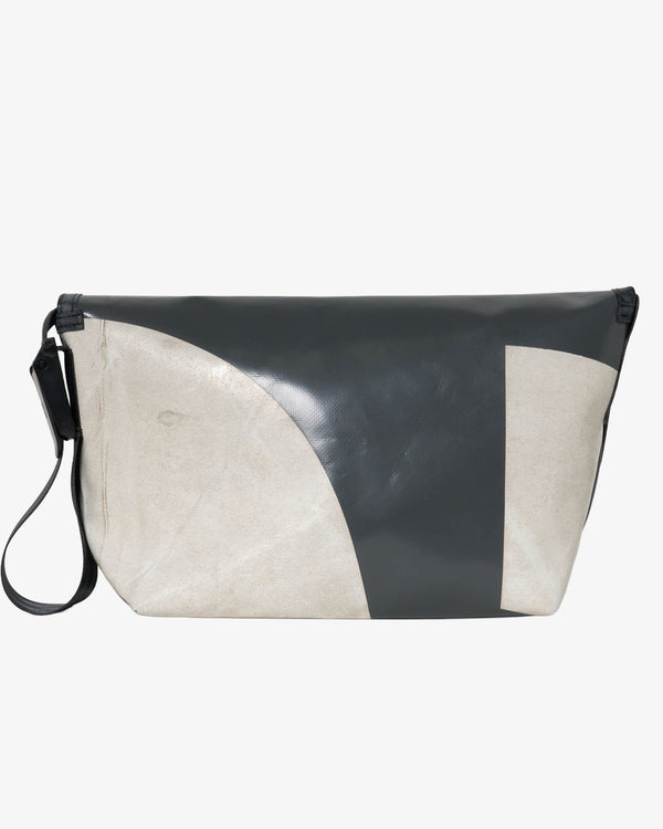 FREITAG - F42 Surfside6 - (014)