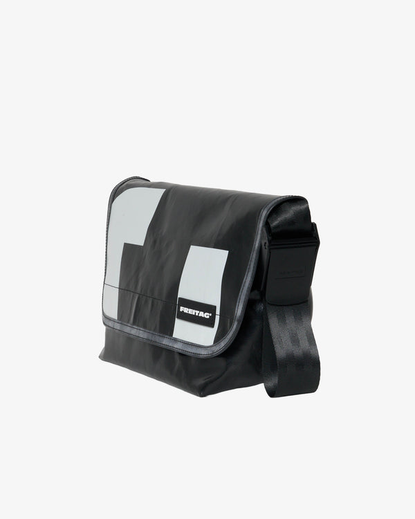 FREITAG - F42 Surfside6 - (016)