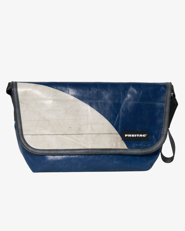 FREITAG - F42 Surfside6 - (019)