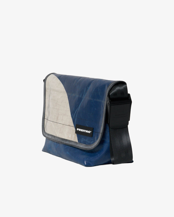 FREITAG - F42 Surfside6 - (019)