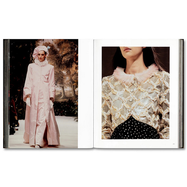BIBLIOTHECA - Chanel Haute Couture