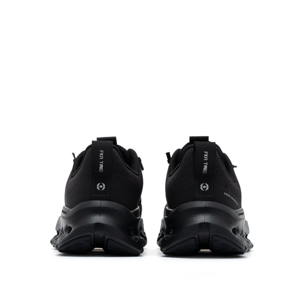 ON RUNNING - Cloudtilt Eusexua W  - (Allblack)
