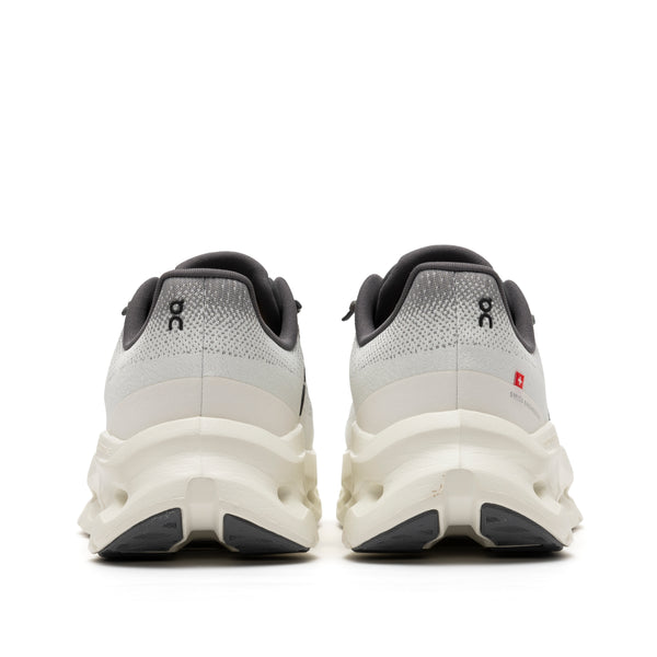 ON RUNNING - Ss25 Cloudtilt Rock  -M (Ivory)