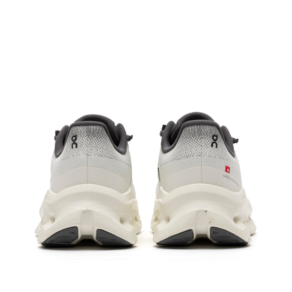 ON RUNNING - Ss25 Cloudtilt Rock  -W (Ivory)