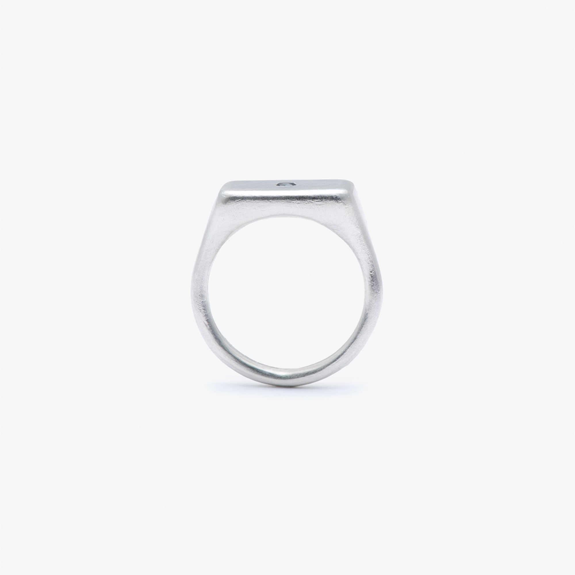 SEB BROWN | DSMG E-SHOP