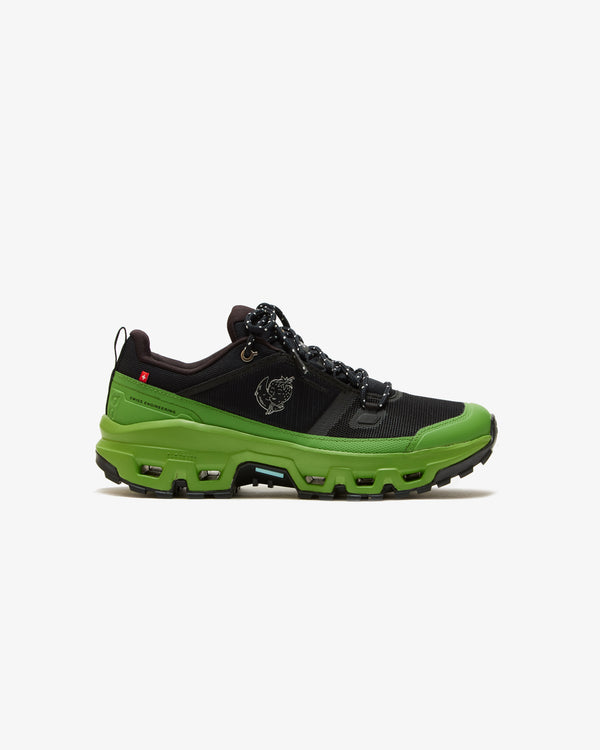 ON RUNNING - Cloudrock Low Wp Shf 1 M - (Black | Celery)