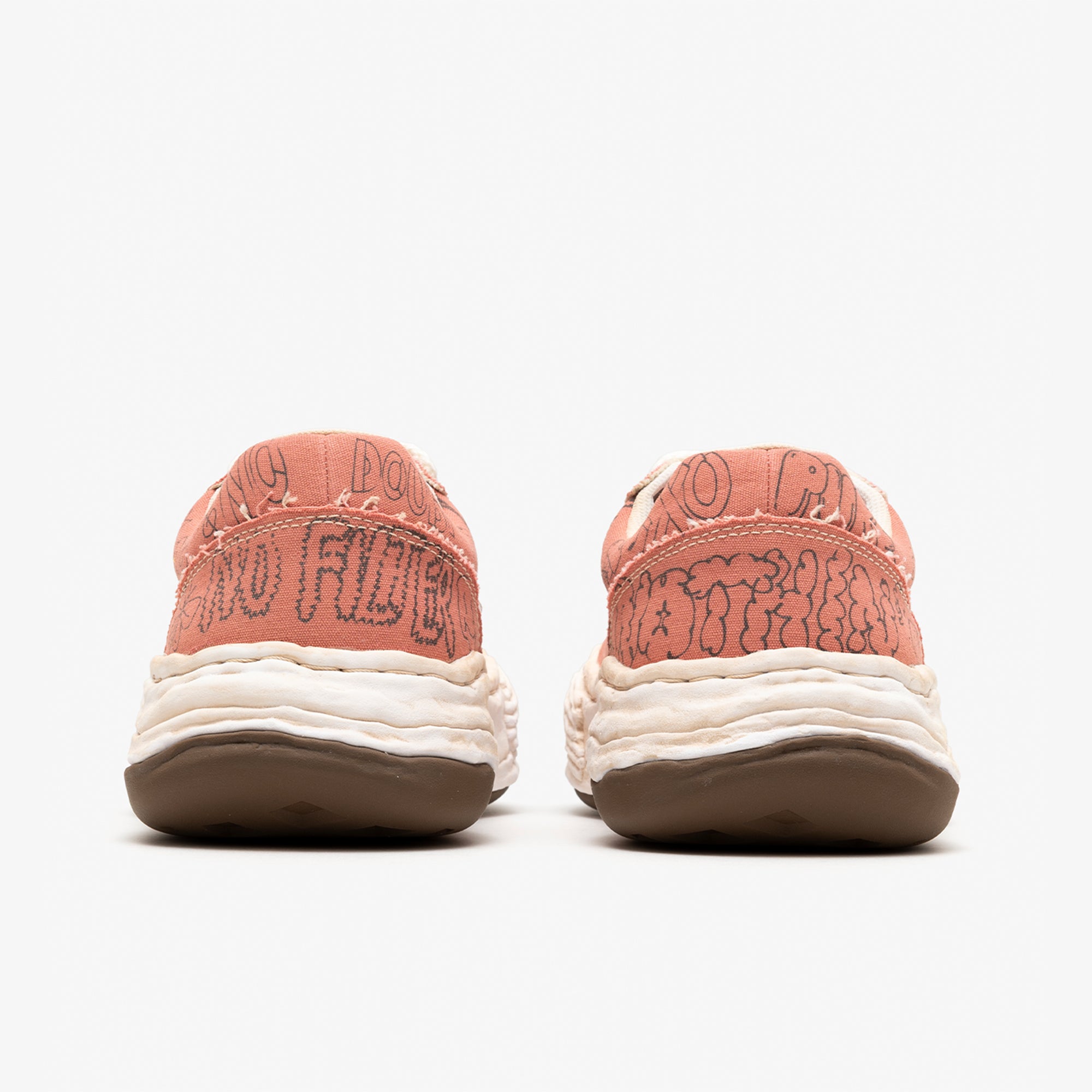 MAISON MIHARA YASUHIRO SNEAKER: Oliver Graffitied Sneaker (Pink