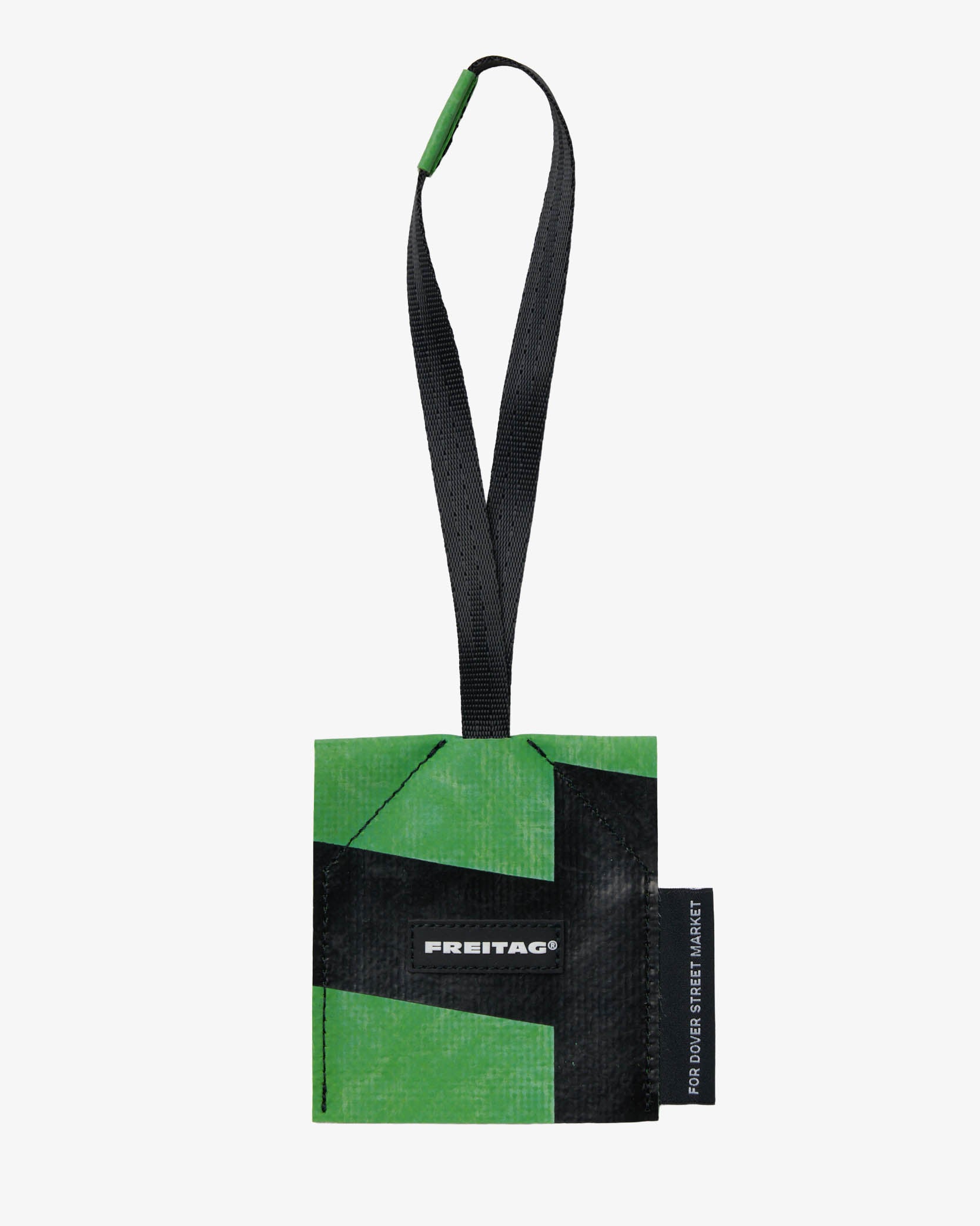 新品未使用 FREITAG F737 DSM Keyholder FREITAG: F737 DSM Keyholder (001) | DSMG E-SHOP