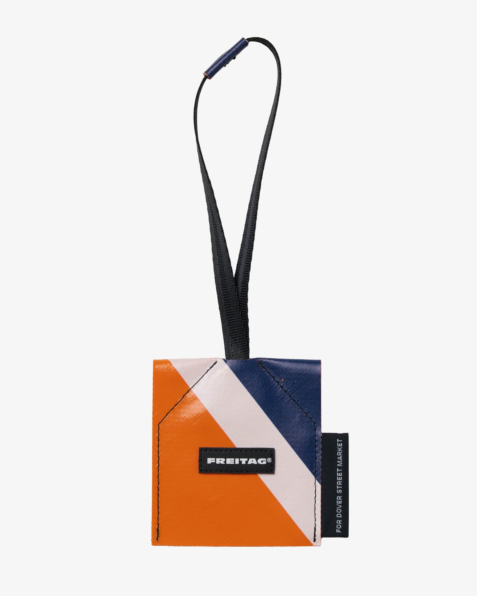 新品未使用 FREITAG F737 DSM Keyholder FREITAG: F737 DSM Keyholder (089) | DSMG E-SHOP