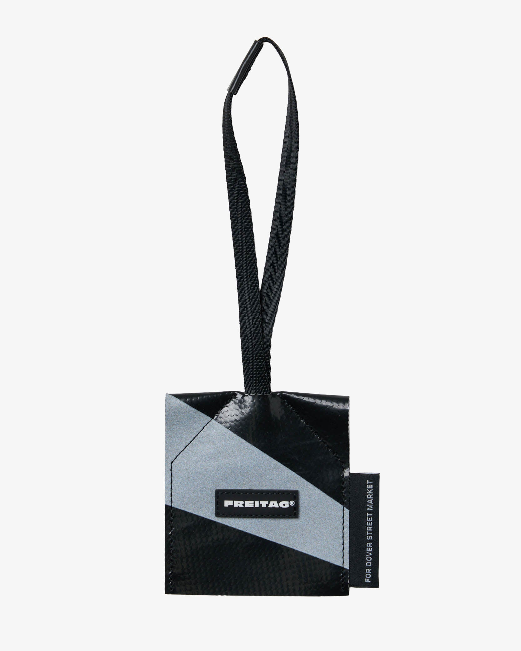 新品未使用 FREITAG F737 DSM Keyholder FREITAG: F737 DSM Keyholder (131) | DSMG E-SHOP