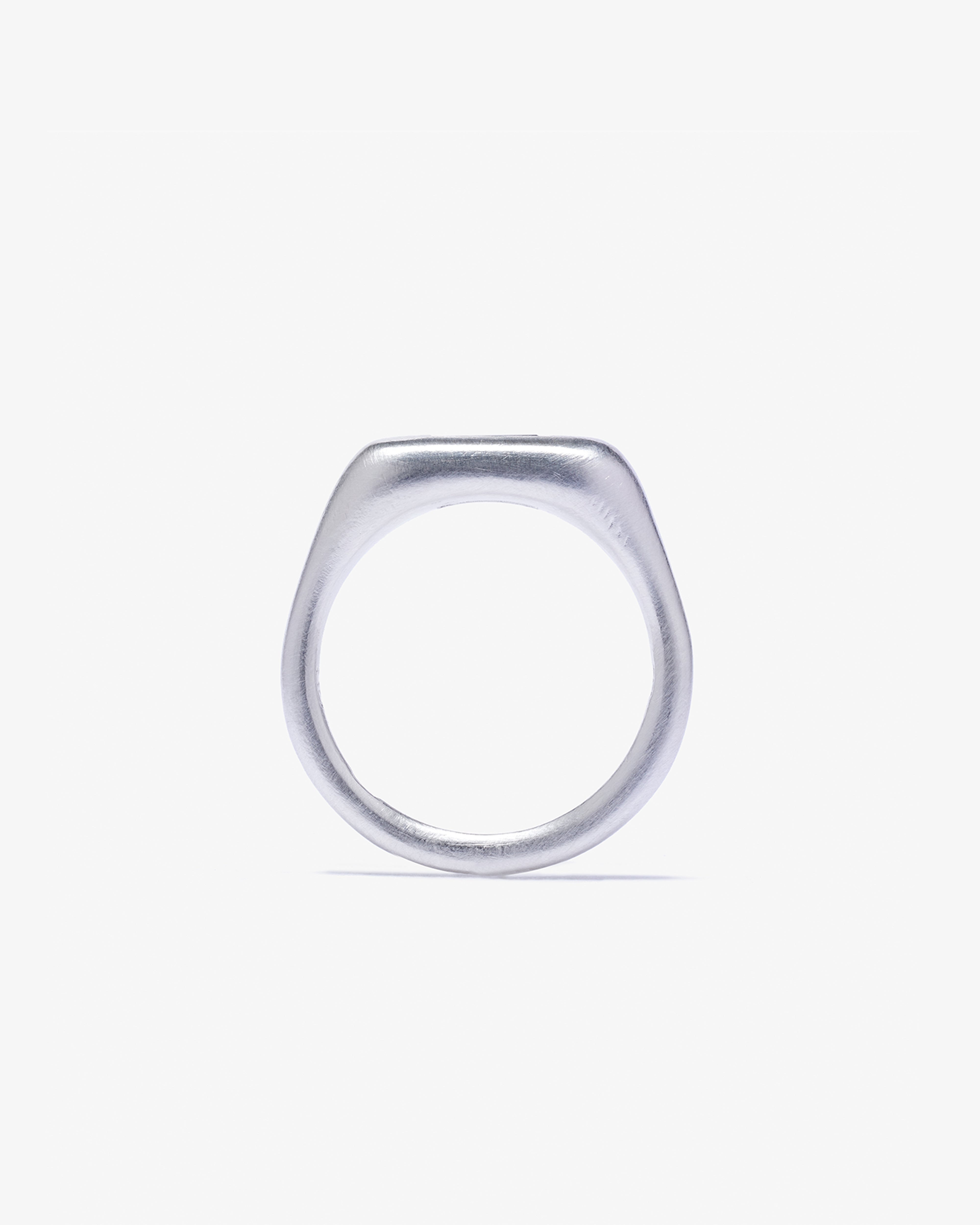SEB BROWN | DSMG E-SHOP