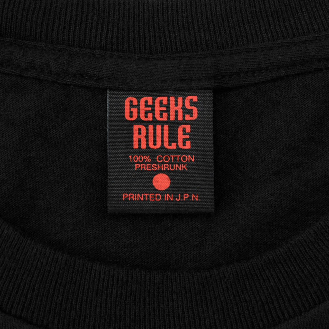 GEEKS RULE: Chainsawman Tee (Black) | DSMG E-SHOP