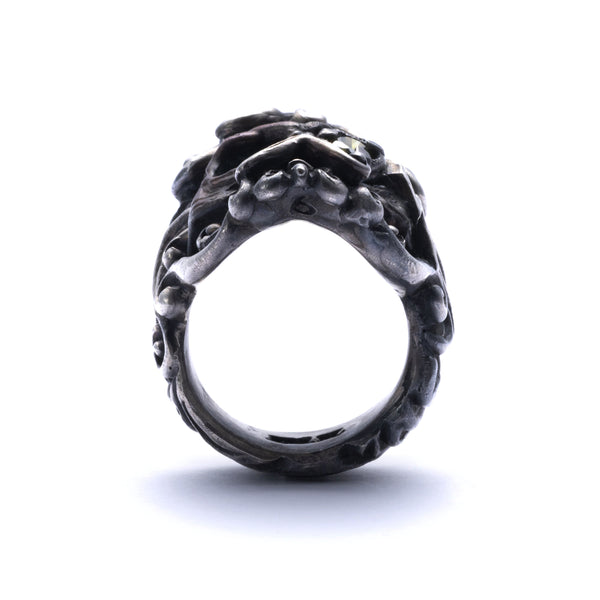 13 Lucky Monkey - Monocle Eye Peridot Skull Rings - (Silver)
