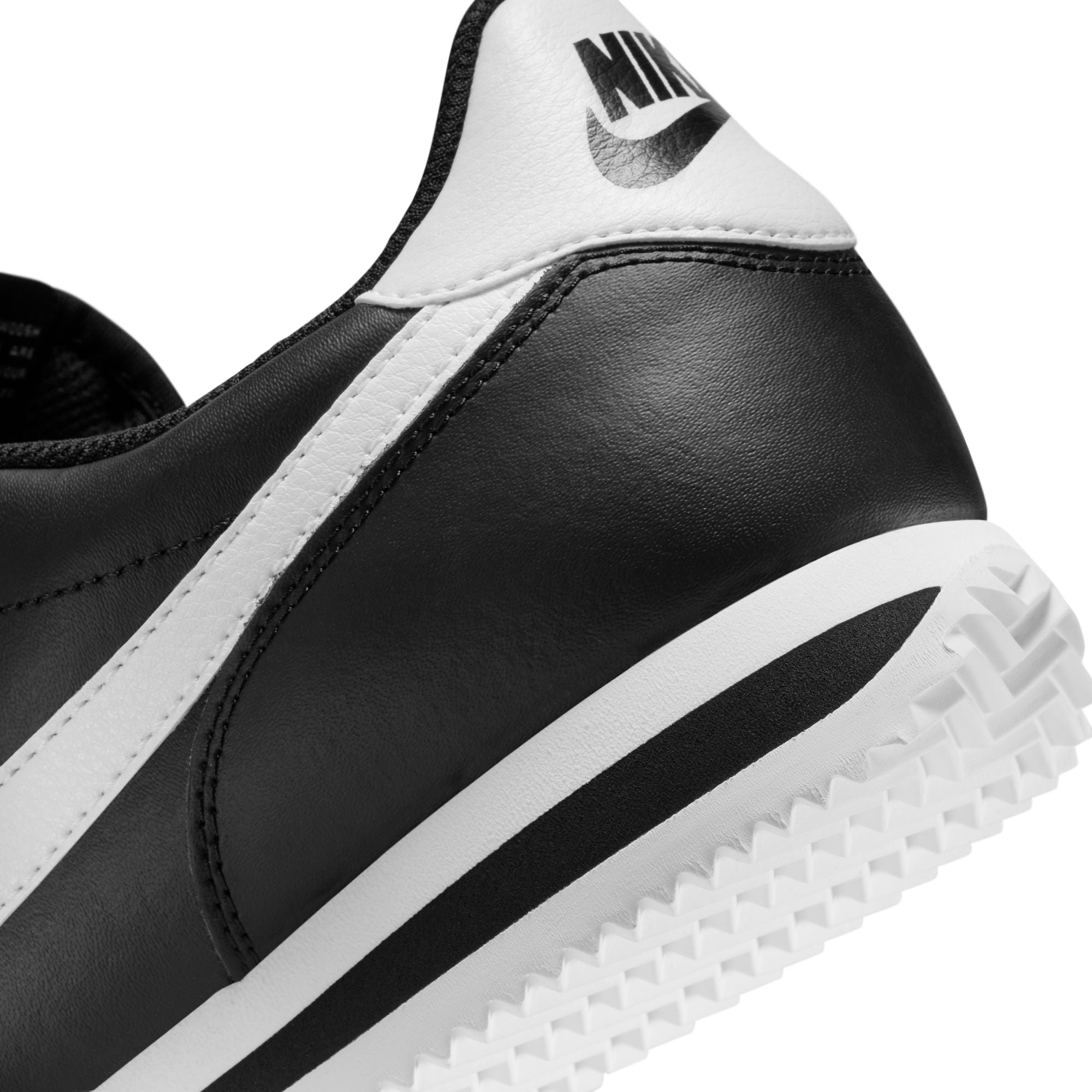 NIKE - Nike Cortez - (Black/White)