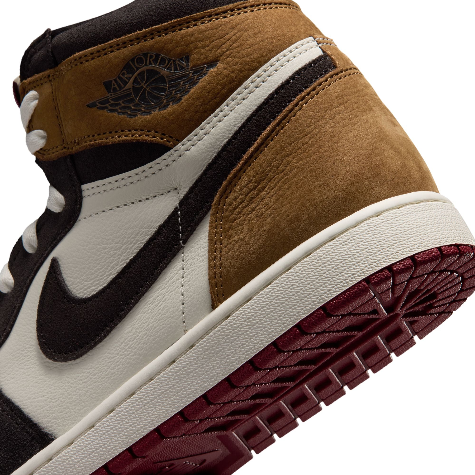 NIKE: Air Jordan 1 Retro High Og (DZ5485-201) | DSMG E-SHOP