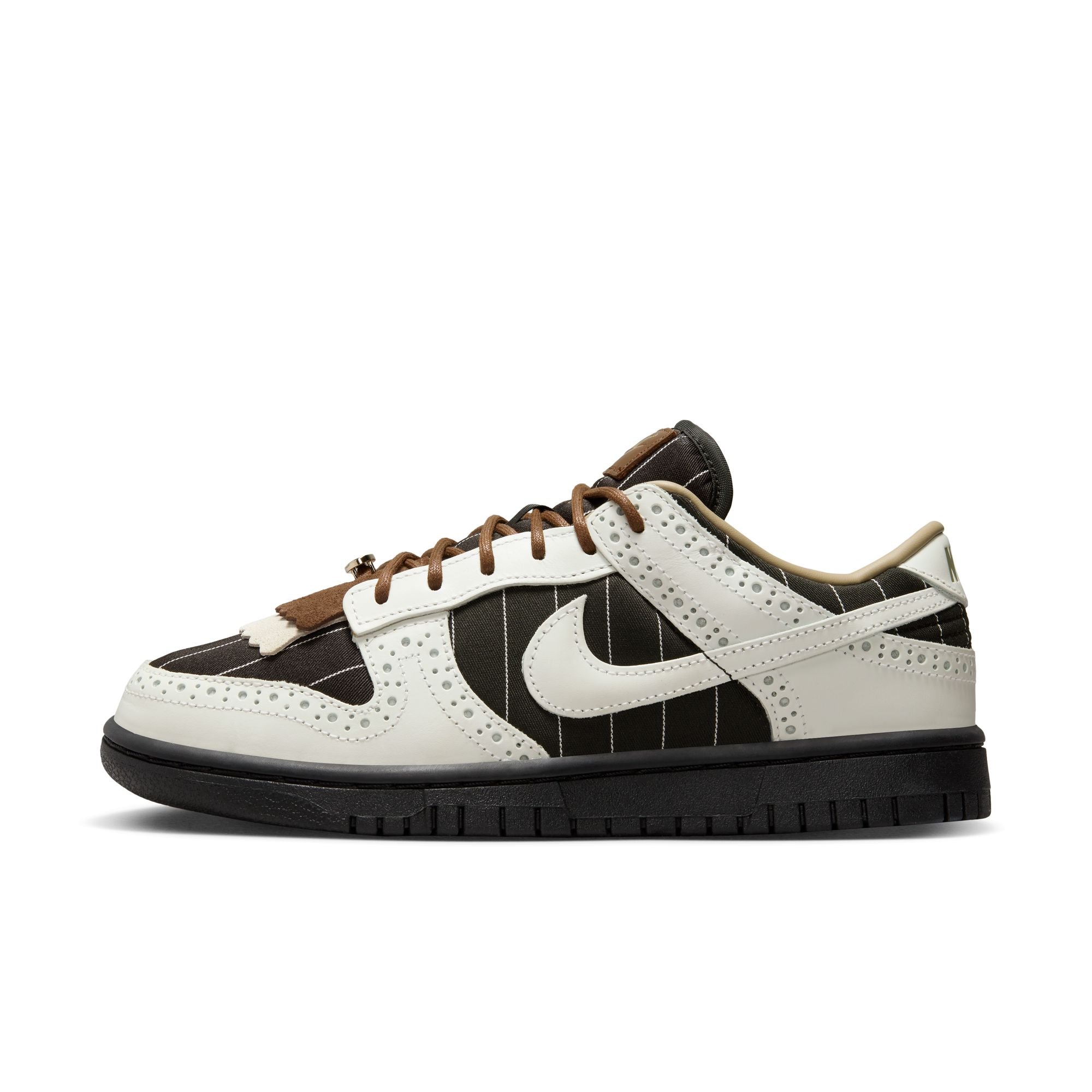 NIKE - W Nike Dunk Low Lx - (Black/Summit White-Black-Summi)