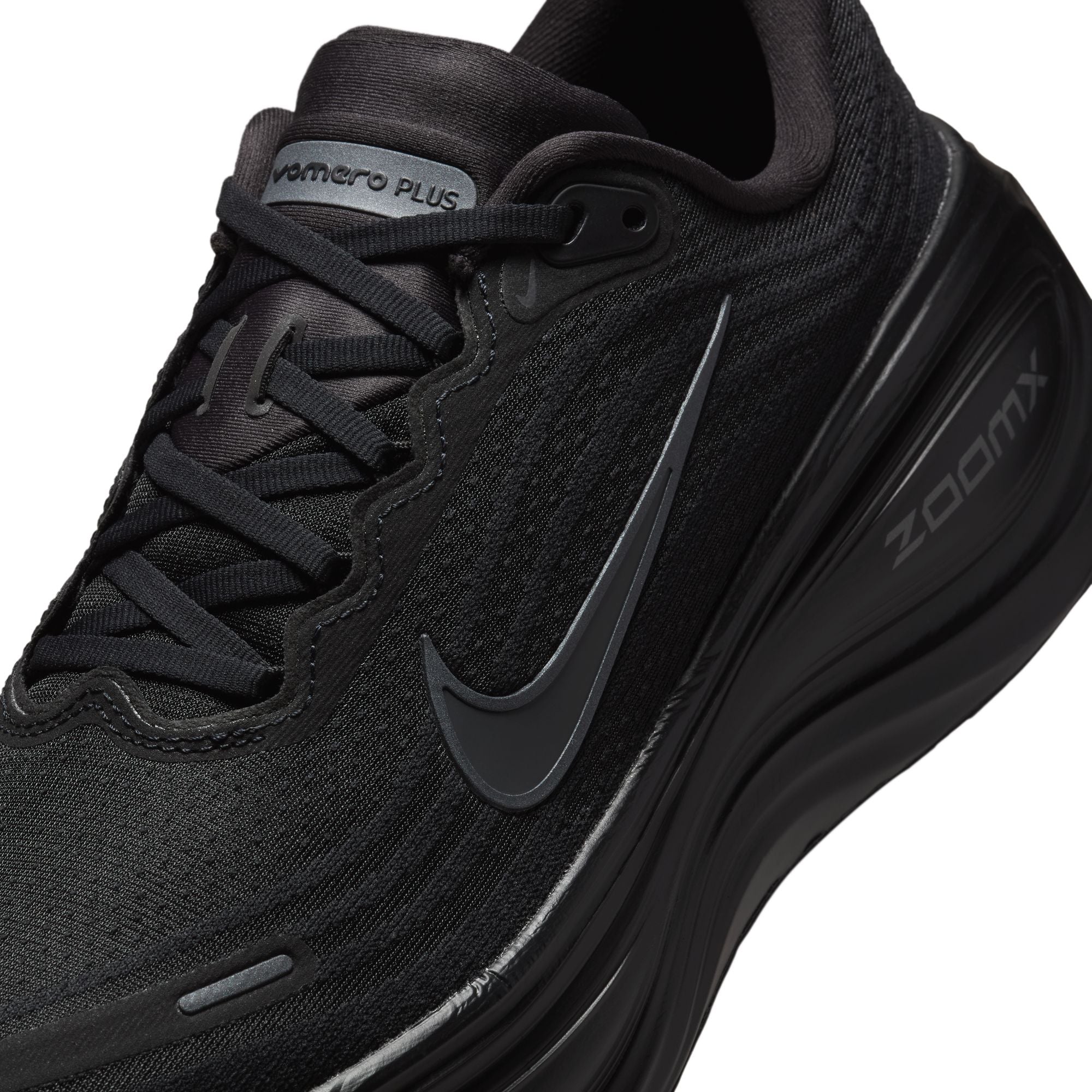 NIKE VOMERO PLUS 新品未使用　黒　ブラック 2025年 8/7 発売予定】NIKE VOMERO PLUS “Black/Metallic Dark