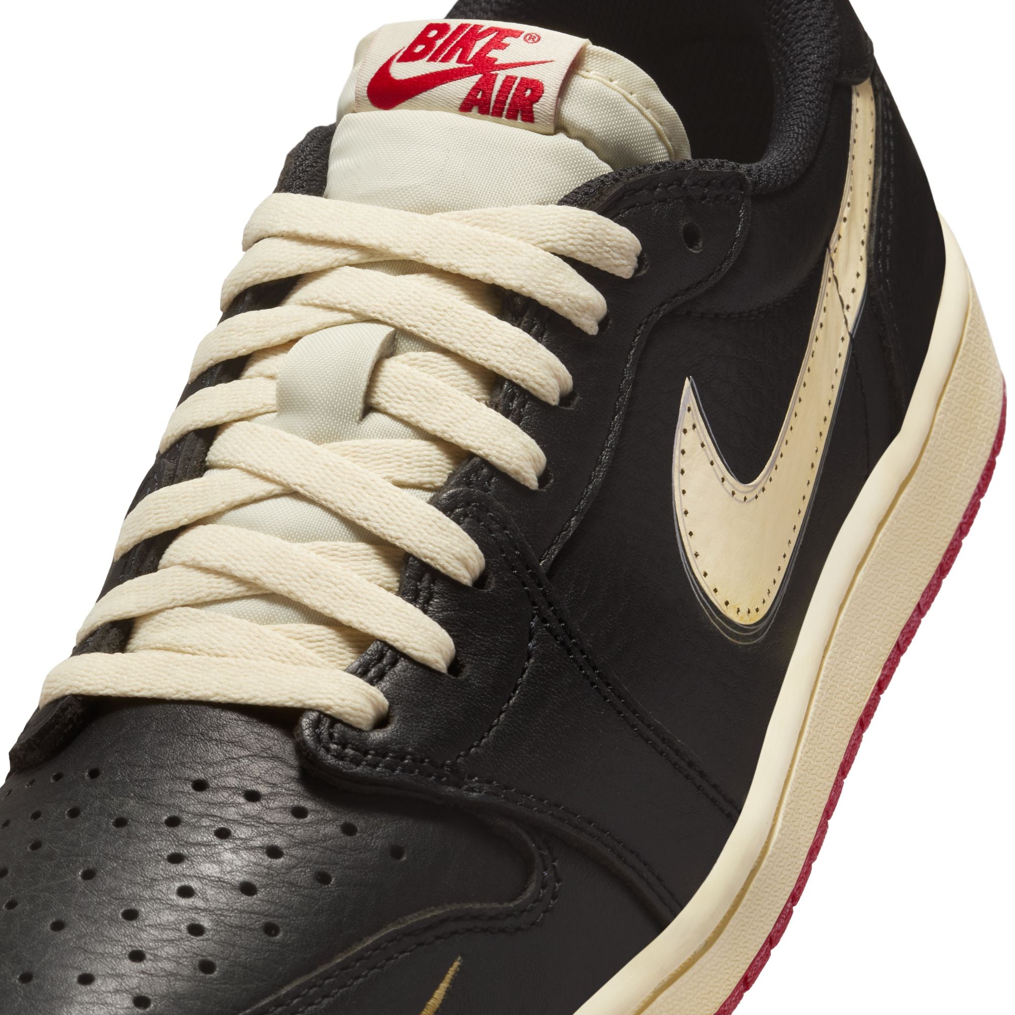 Nike: Air Jordan 1 Retro Lw Og Nitro (001) | DSMG E-SHOP