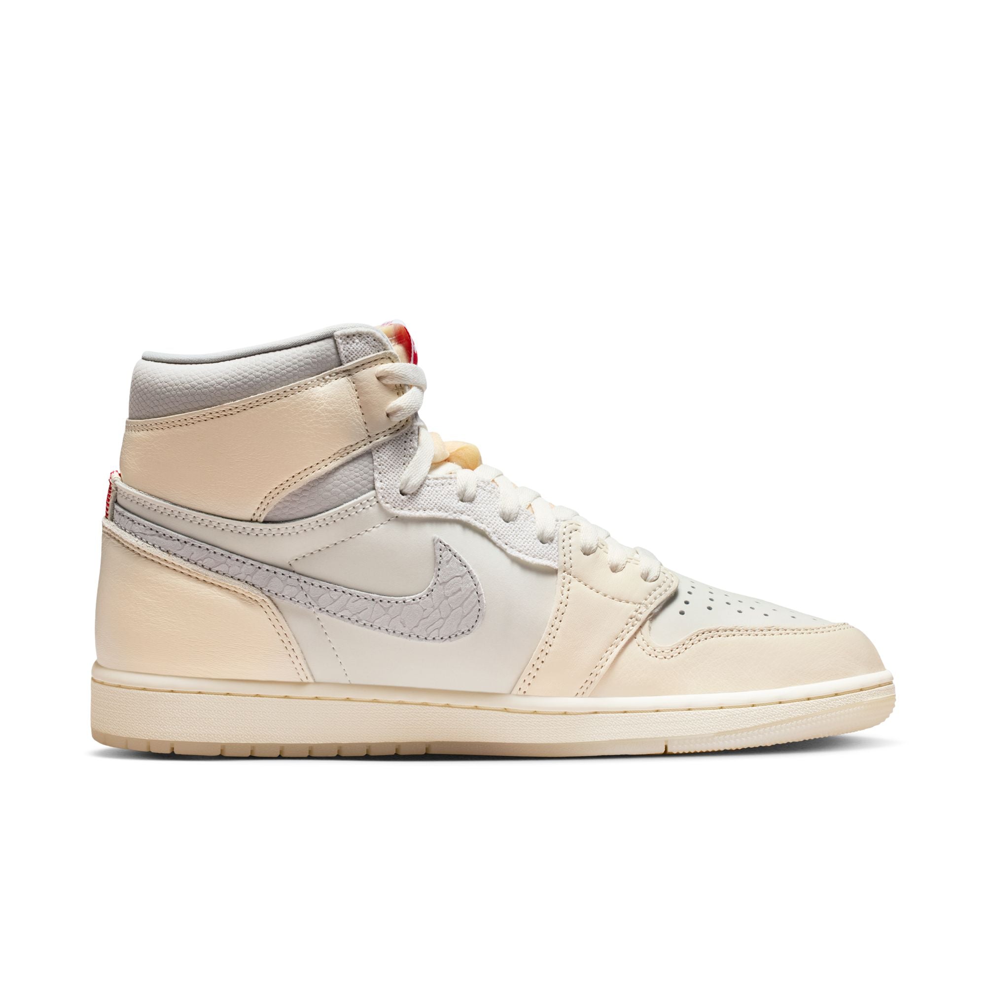 nike: Air Jordan 1 Retro High Og (100) | DSMG E-SHOP