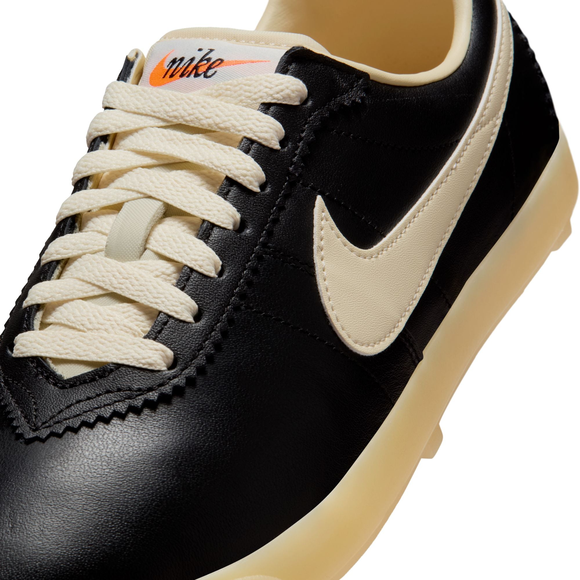 nike: W Nike Astrograbber Lthr (001) | DSMG E-SHOP