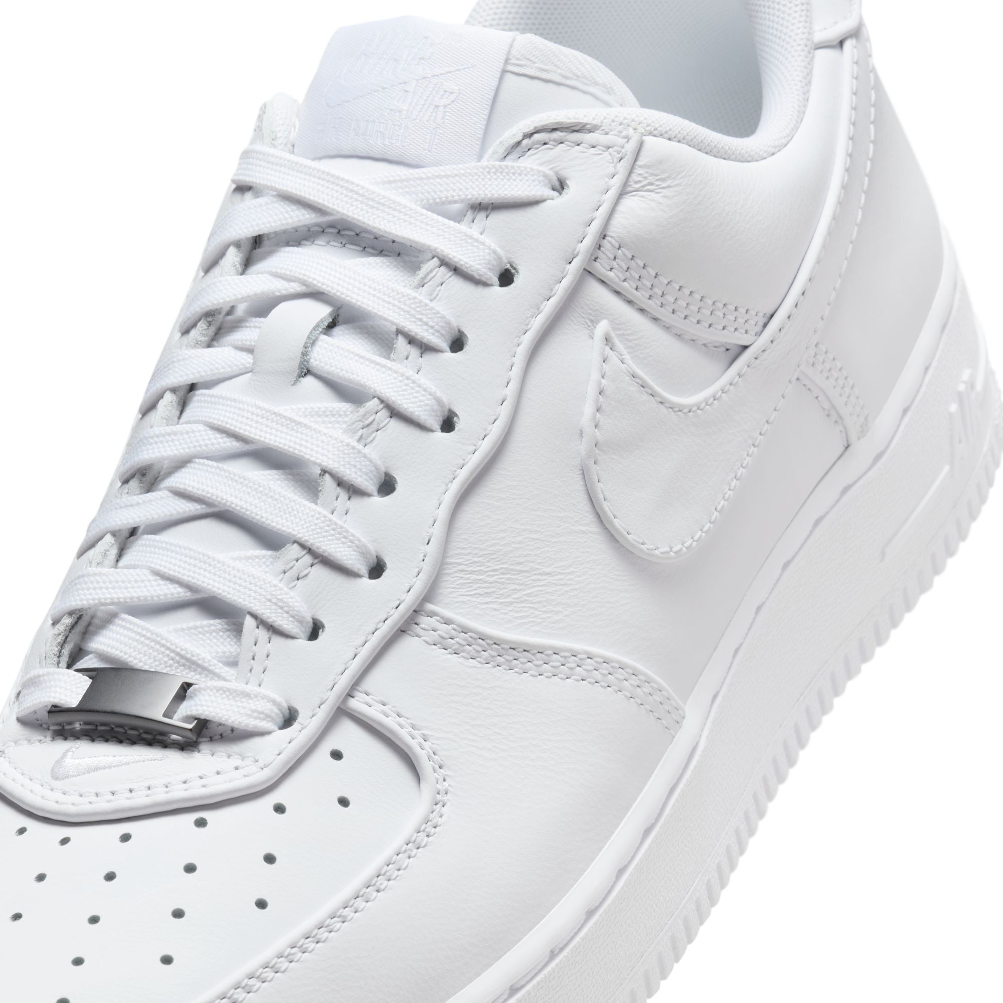 NIKE: Air Force 1 Low Retro Prm (100) | DSMG E-SHOP