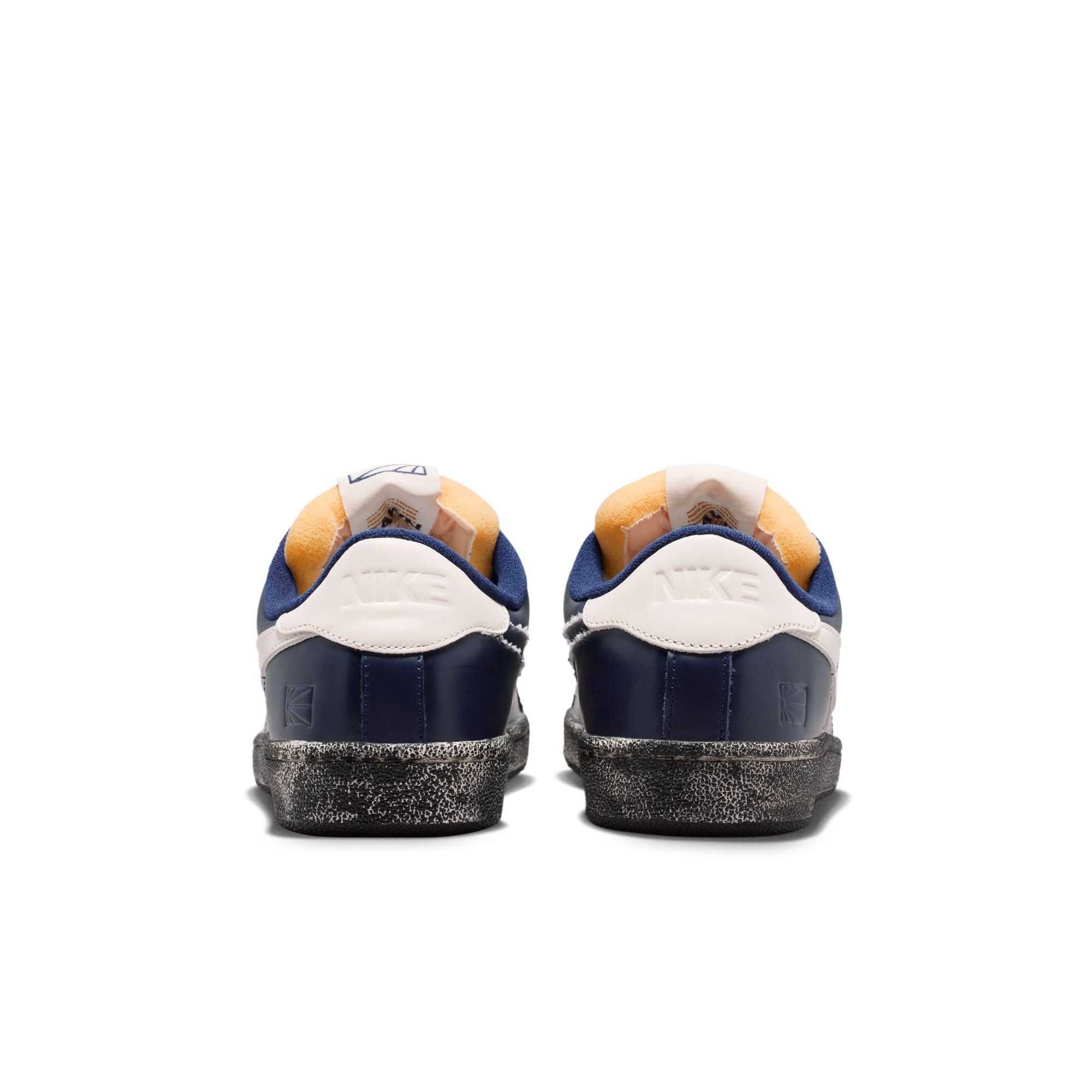 NIKE: Sb Zoom Tennis Classic Qs Rsv (IO9846-400) | DSMG E-SHOP