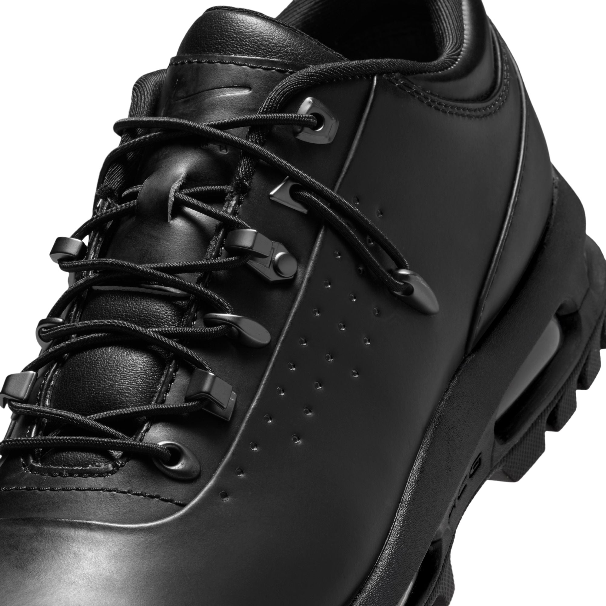 NIKE: Air Max Goadome Low Sp (IR2173-001) | DSMG E-SHOP