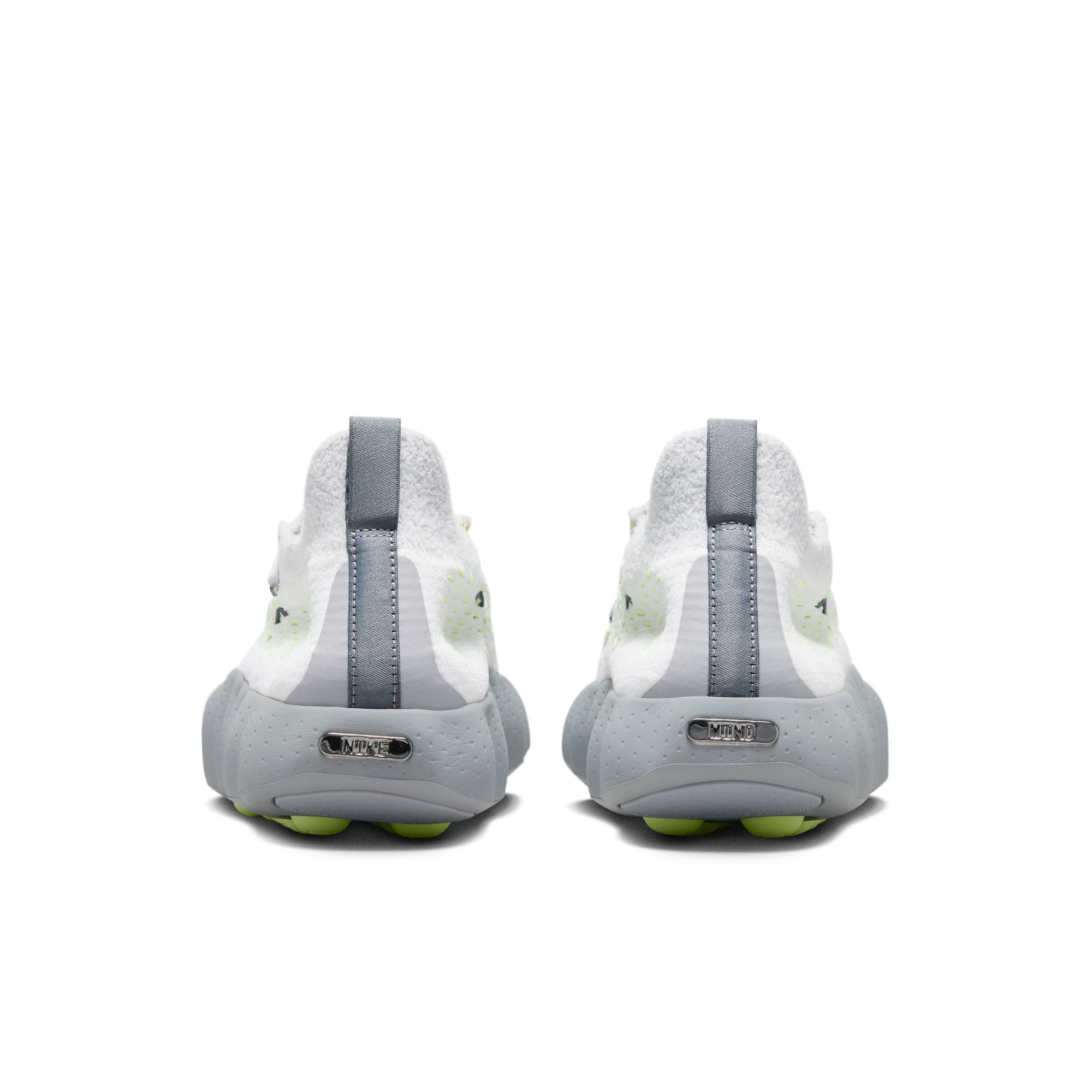 NIKE: Nike Mind 002 Fk Qs (IR2176-100) | DSMG E-SHOP
