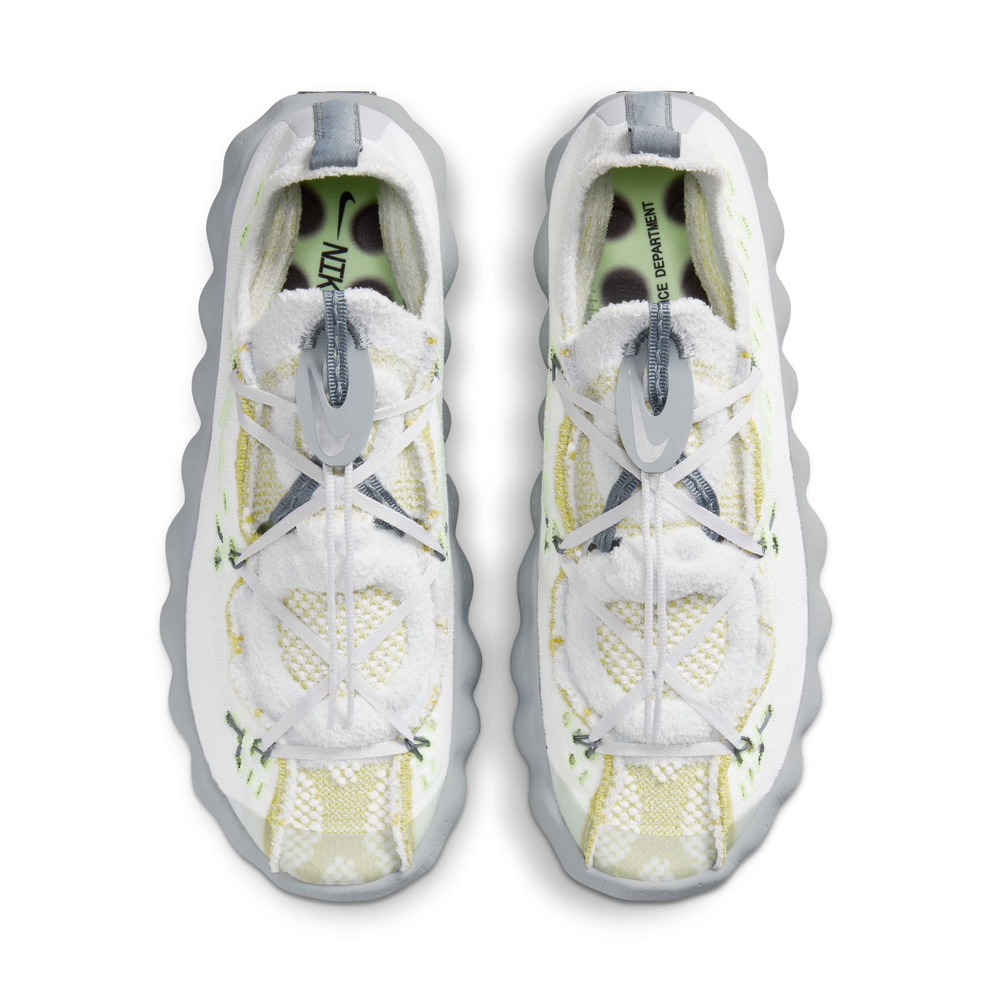 NIKE: Nike Mind 002 Fk Qs (IR2176-100) | DSMG E-SHOP
