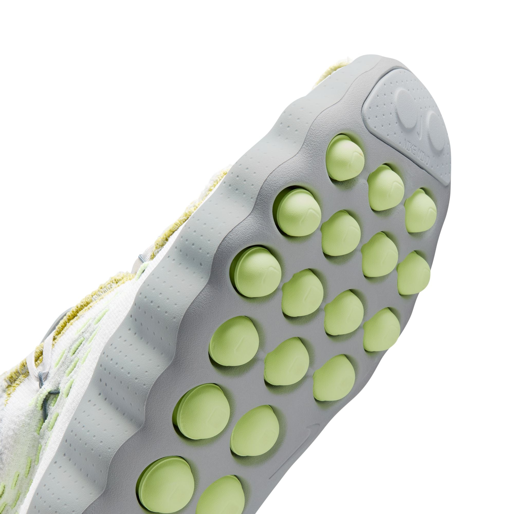 NIKE: Nike Mind 002 Fk Qs (IR2176-100) | DSMG E-SHOP