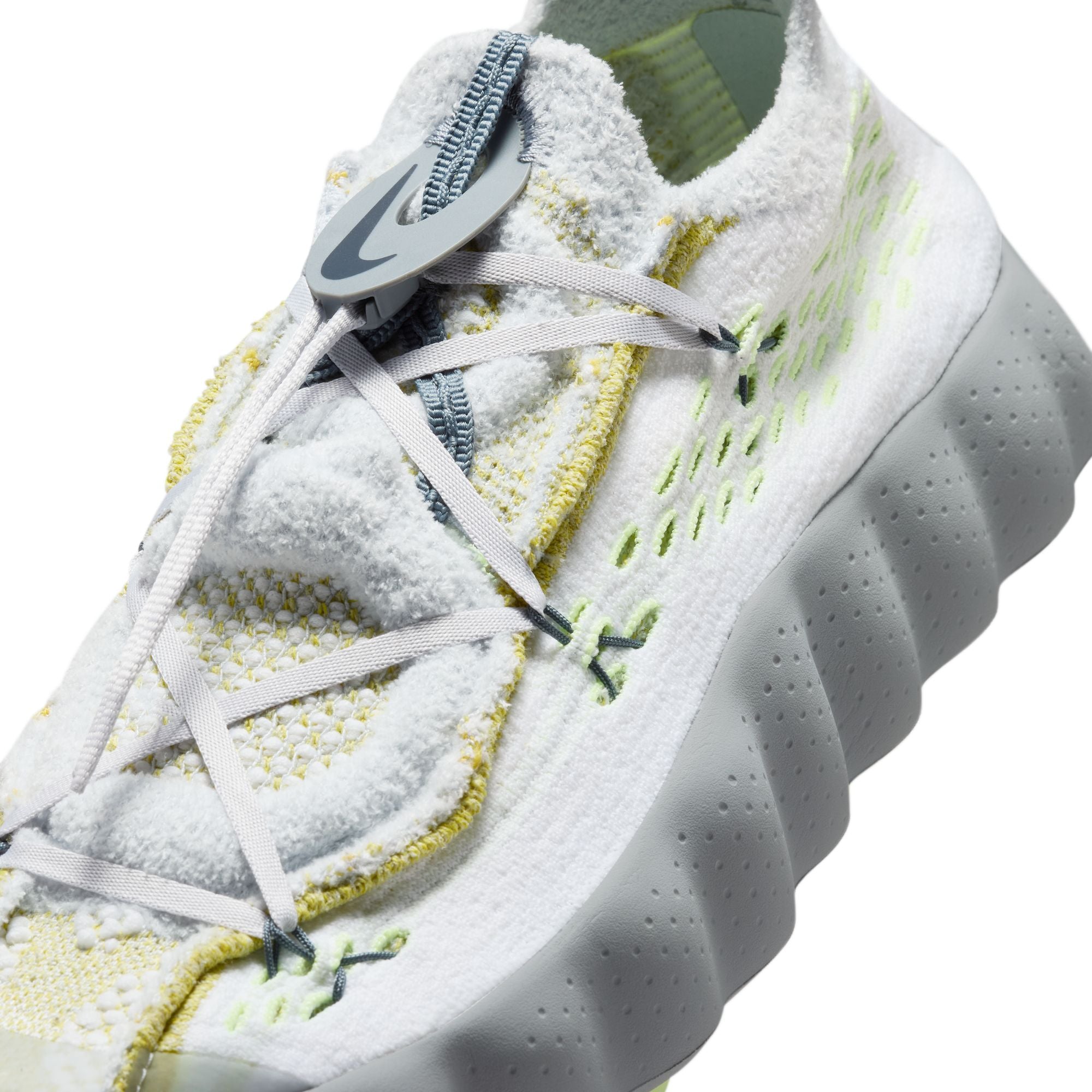 NIKE: Nike Mind 002 Fk Qs (IR2176-100) | DSMG E-SHOP