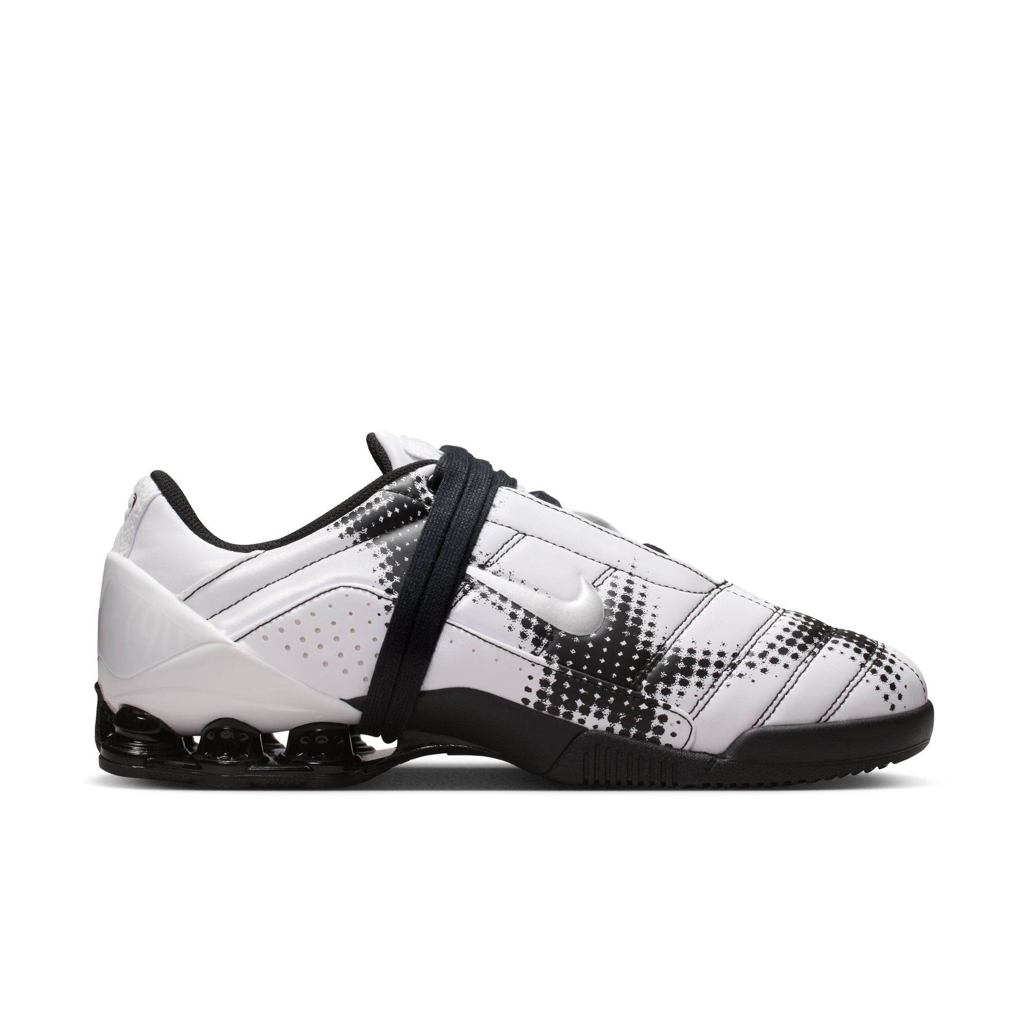 Sneaker Space | DSMG E-SHOP