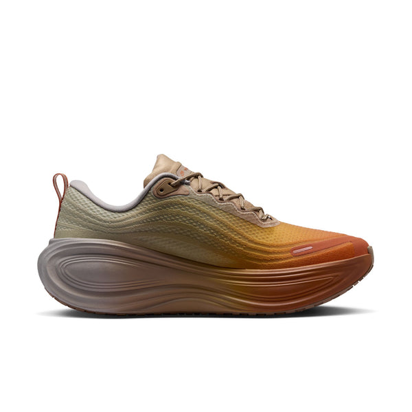 NIKE - Nike Vomero Plus Sp - (IV4522-200)