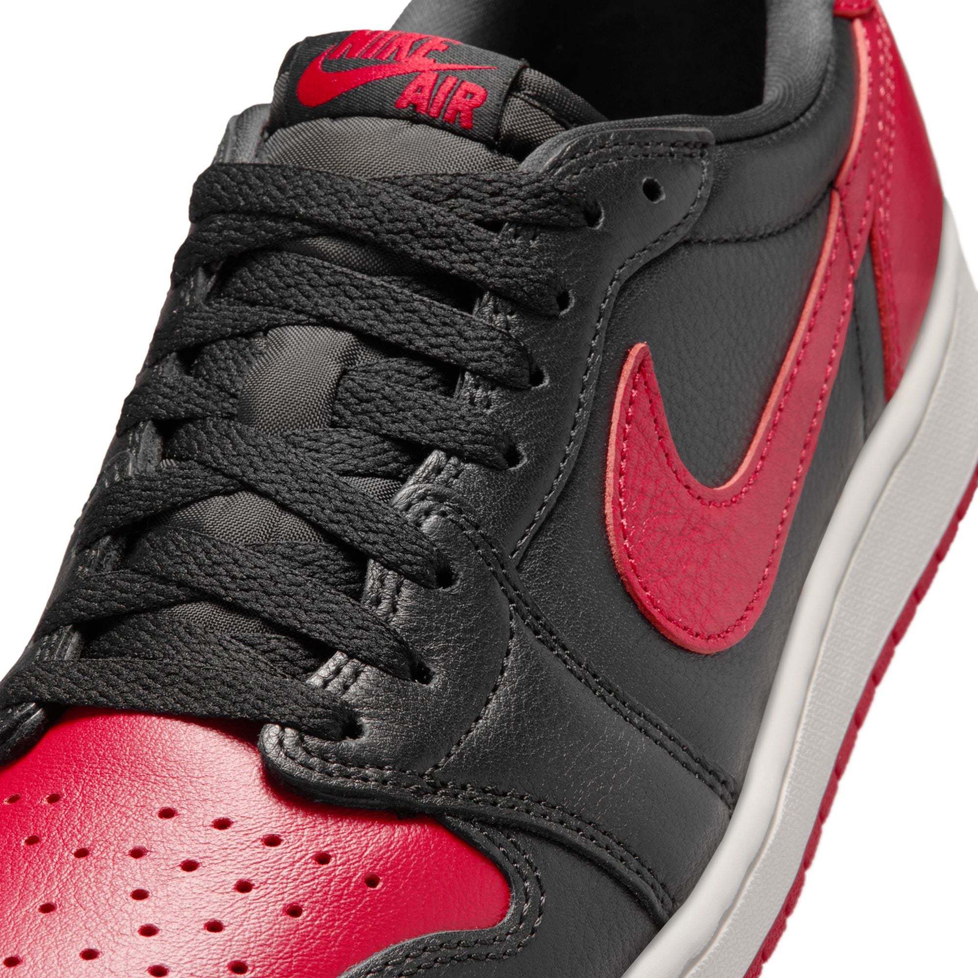NIKE: Air Jordan 1 Retro Low Og (IW6276-001) | DSMG E-SHOP