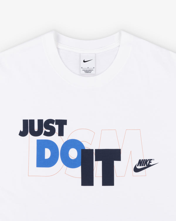 NIKE - M NRG DSM TEE VNTG 5 - (WHITE)