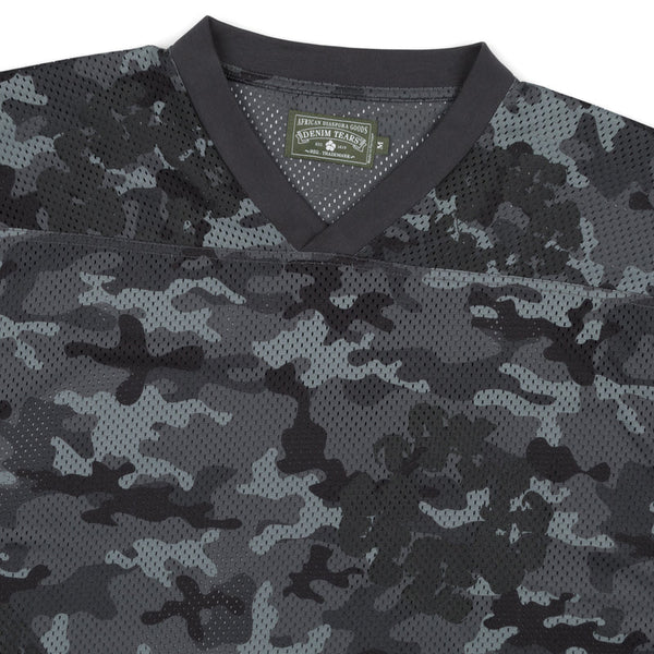 DENIM TEARS - Camo Cotton Wreath Mesh Football Top - (Black Camo)