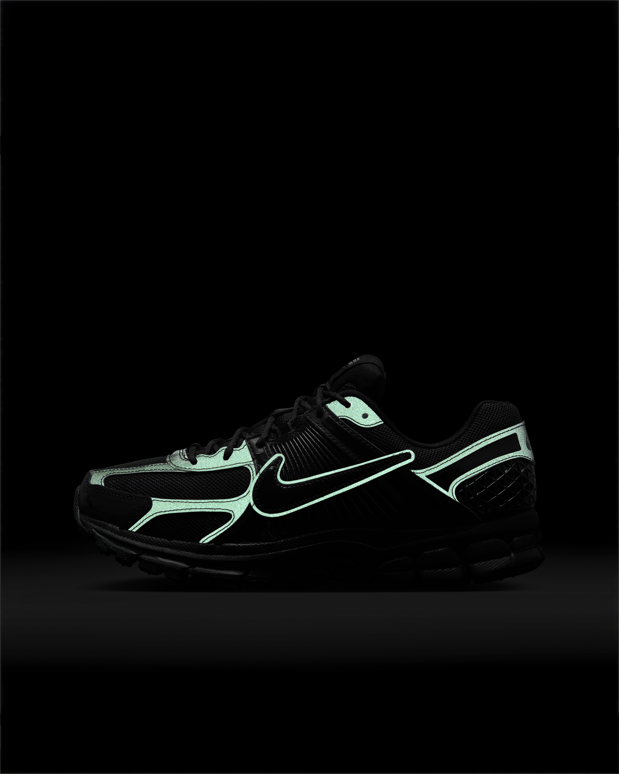 Nike air zoom pegasus vs vomero shop