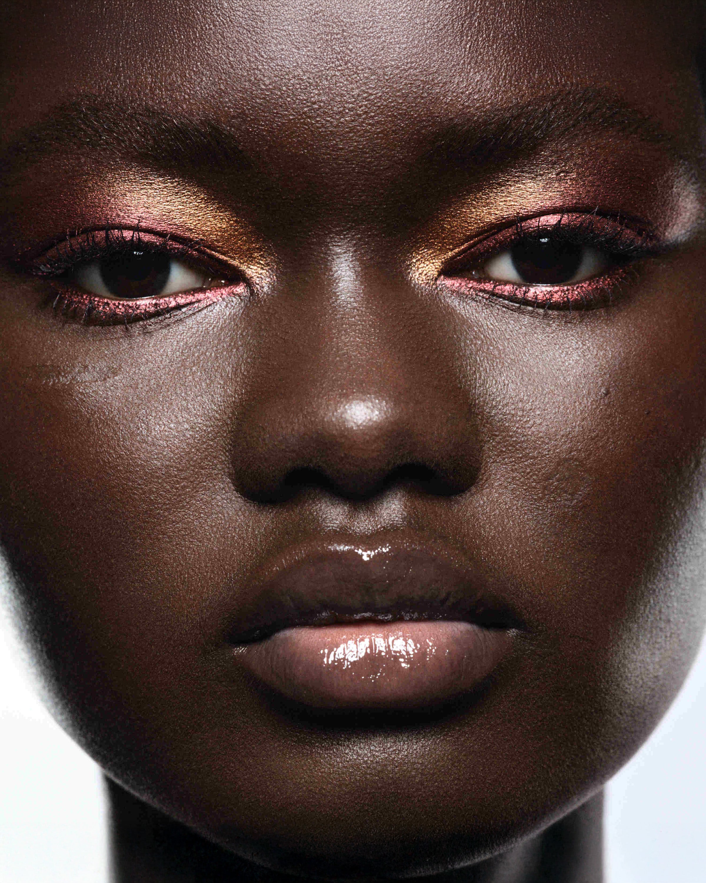BYREDO MAKEUP: EYESHADOW PALETTE 18 COLORS (Various) | DSMG E-SHOP
