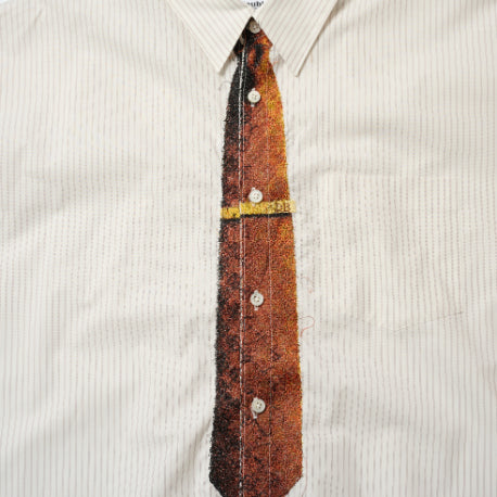 DOUBLET - Trompe L’Oeil Tie Embroidery  - (White/Red)