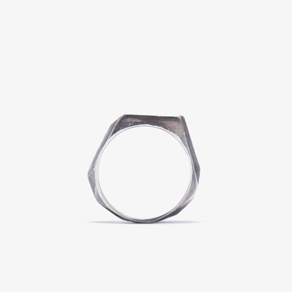 13 LUCKY MONKEY - ZAHA TEXTURED SIGNET Ring - (Svr)