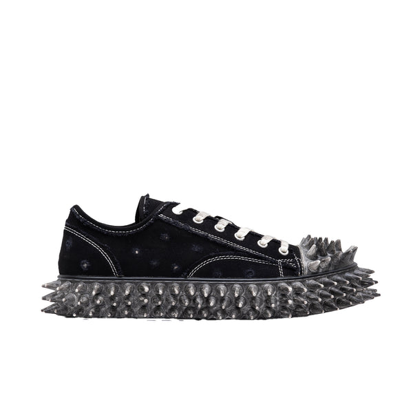 DOUBLET - Dirty Spike Toe Cap Canvas Sneaker - (Black)