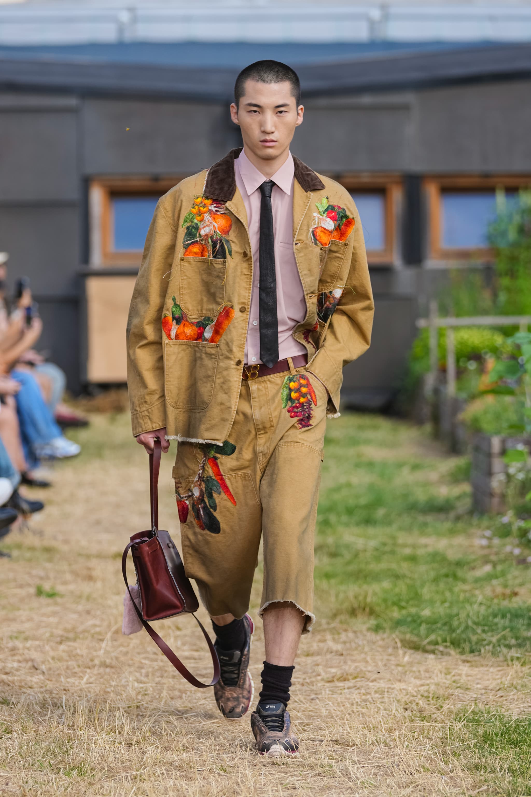 DOVER STREET MARKET TOKYO オープンDM 印刷物 DOVER STREET MARKET GINZA (@doverstreetmarketginza) • Instagram