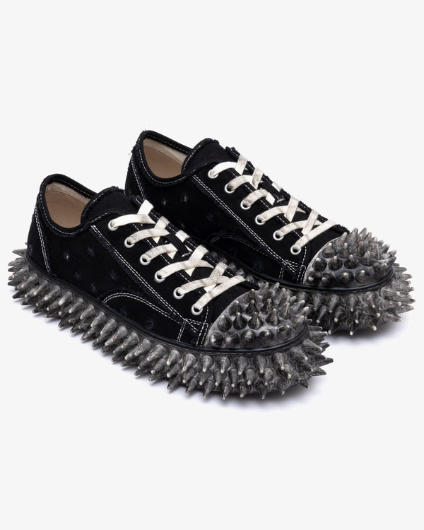 DOUBLET - Dirty Spike Toe Cap Canvas Sneaker - (Black)