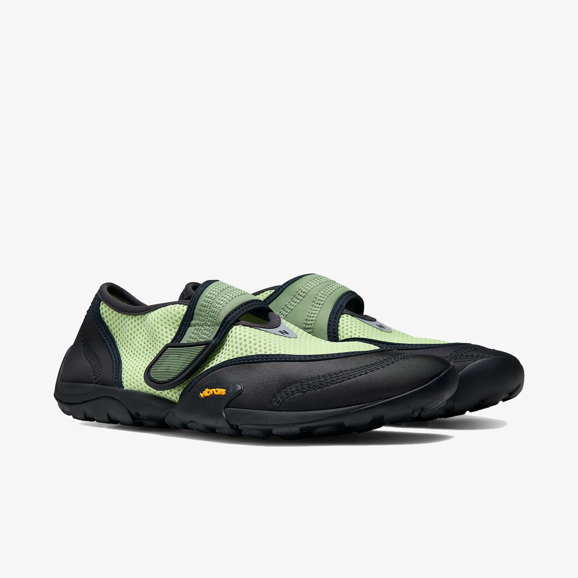 NEW BALANCE | DSMG E-SHOP