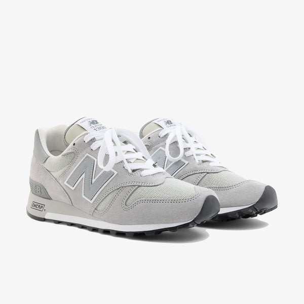 NEW BALANCE - U1300Gy - (Gray)