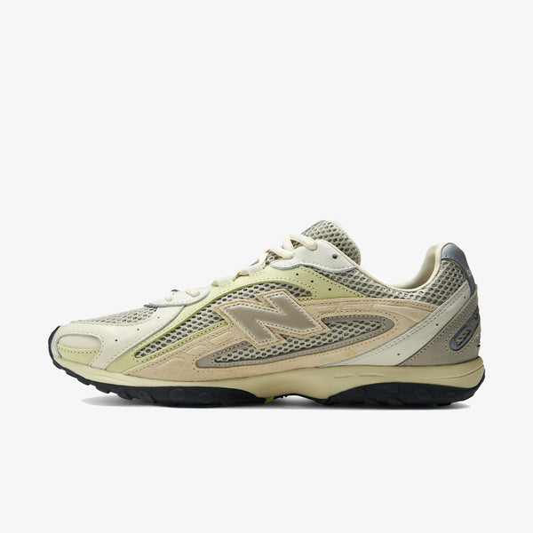 NEW BALANCE - U204L7Yu - (Beige)