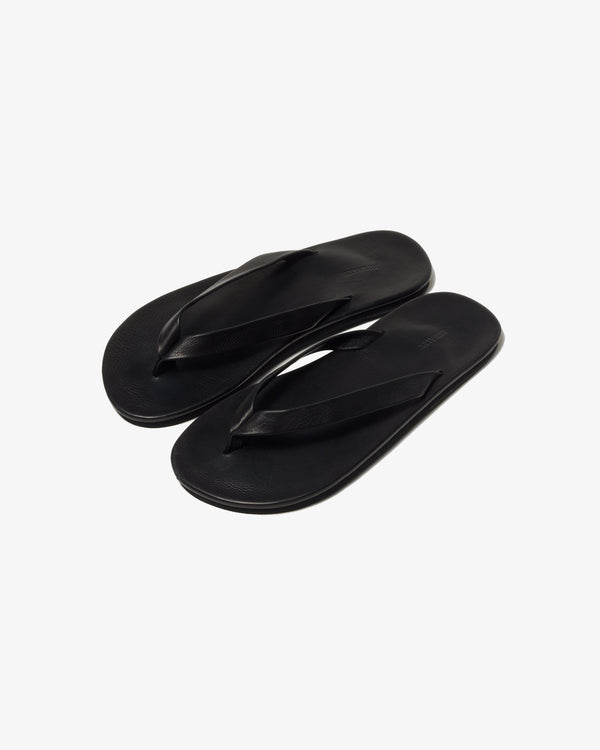 AURALEE - SOFT LEATHER FLIP-FLOPS - (BLACK)