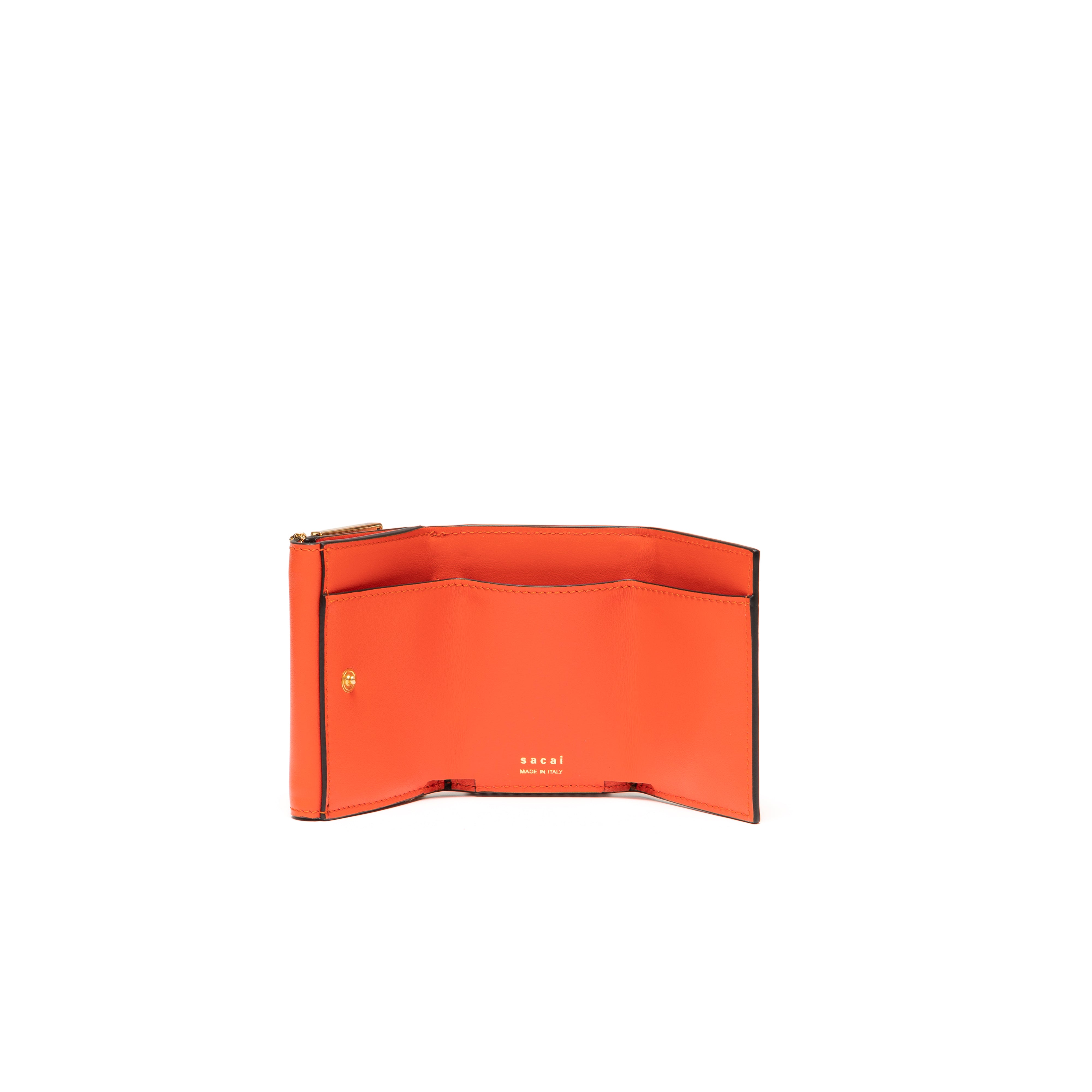 SACAI - WOMENS PRE HELF METAL TRIFOLD WALLET - (ORANGE) – DSMG E-SHOP